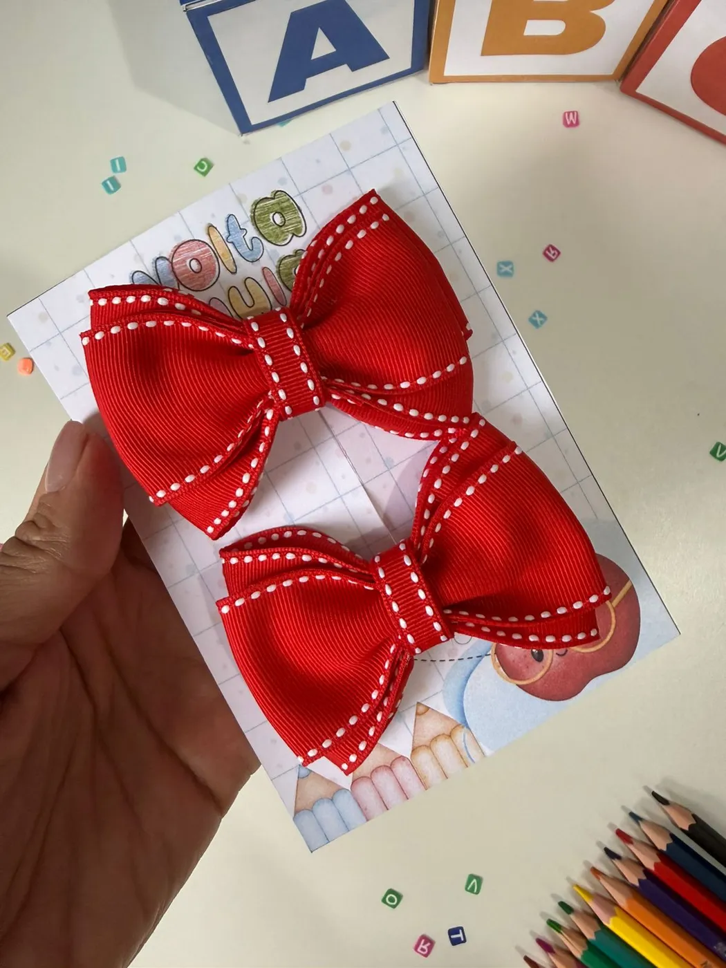 Parzinho Laço G Vermelho Pesponto Branco