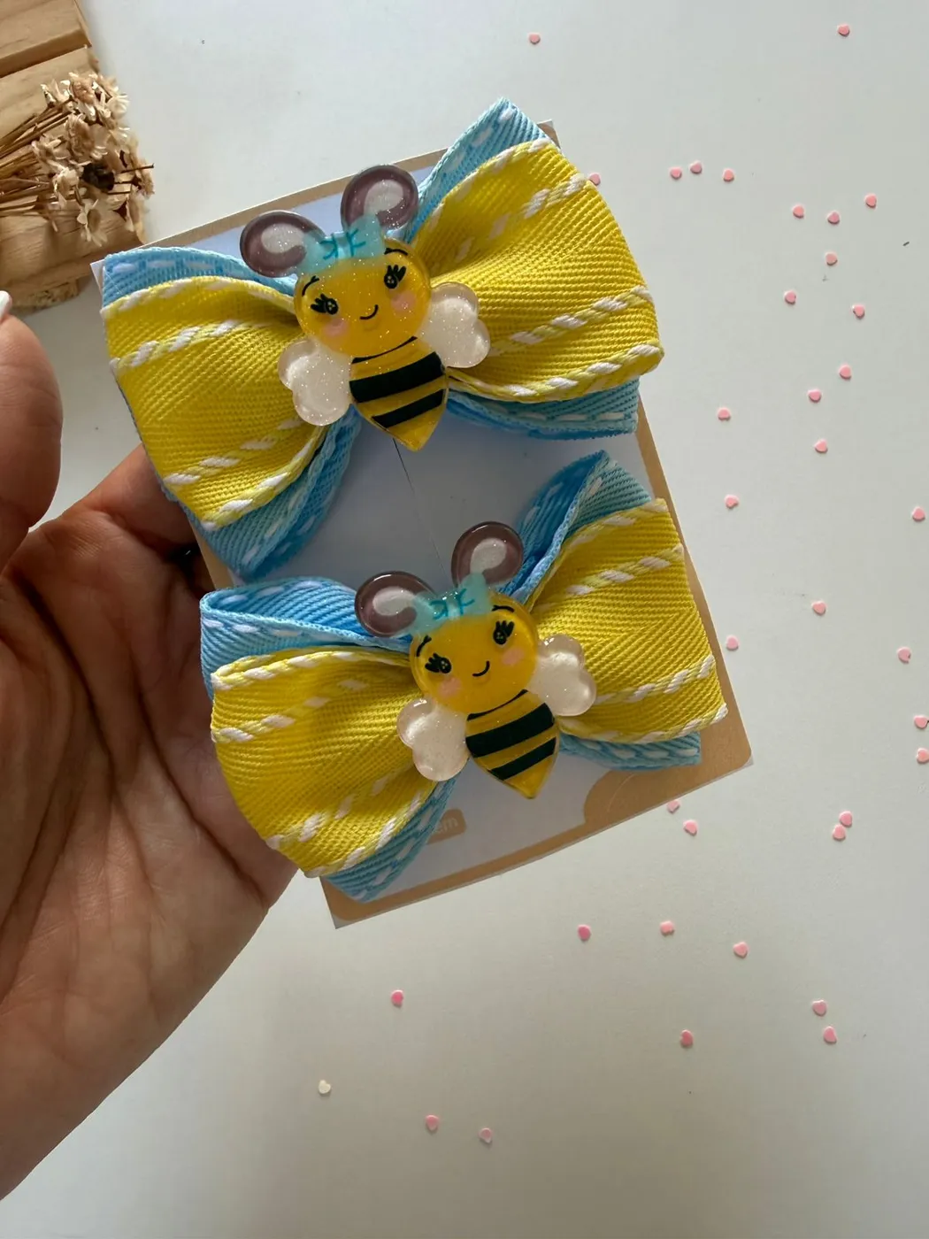 Parzinho Laço Abelhinha Amarelo