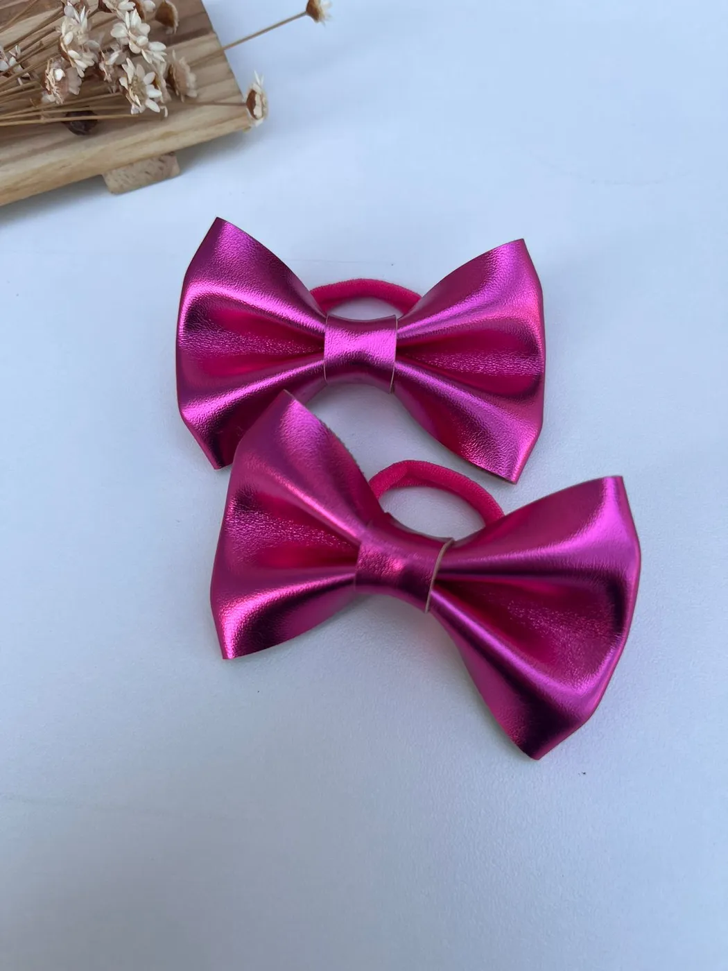 Parzinho de Xuxinha Laço Metalizado Pink Escuro