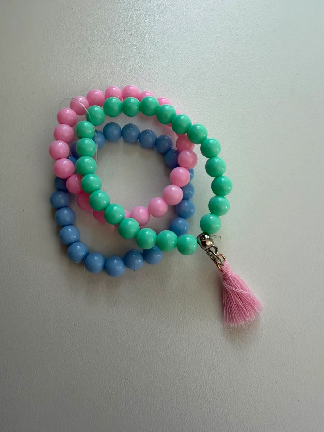Kit Pulseiras Miçangas Rosa Verde e Azul com Tassel Rosa