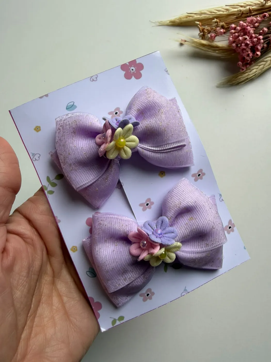 Parzinho Laço Organza Lilás com Flores