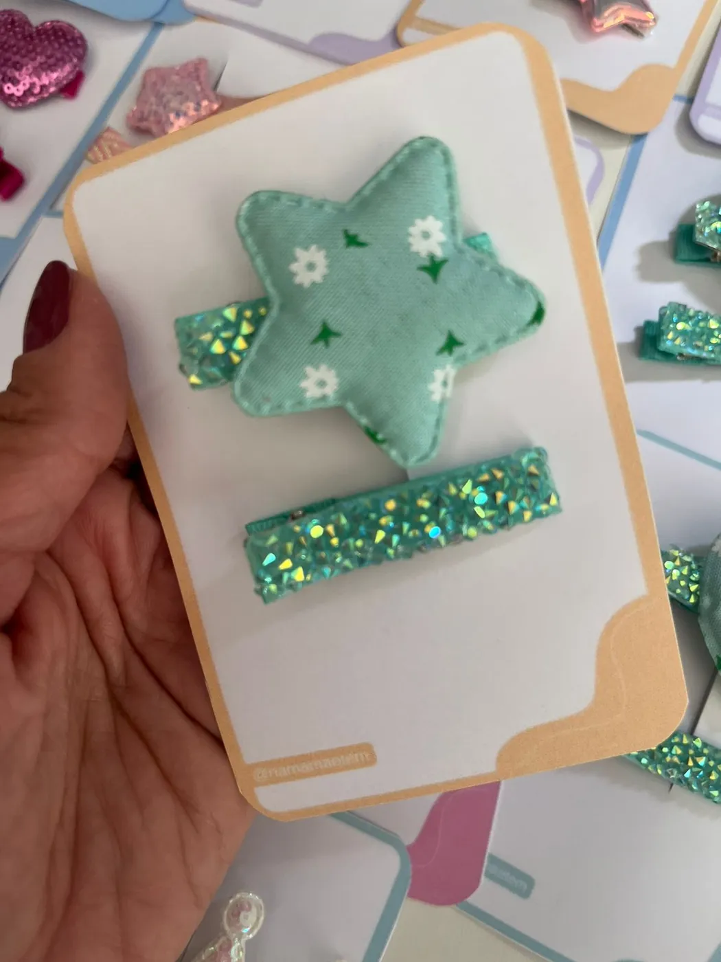 Kit Hairclip Estrela Verde Floral e Glitter