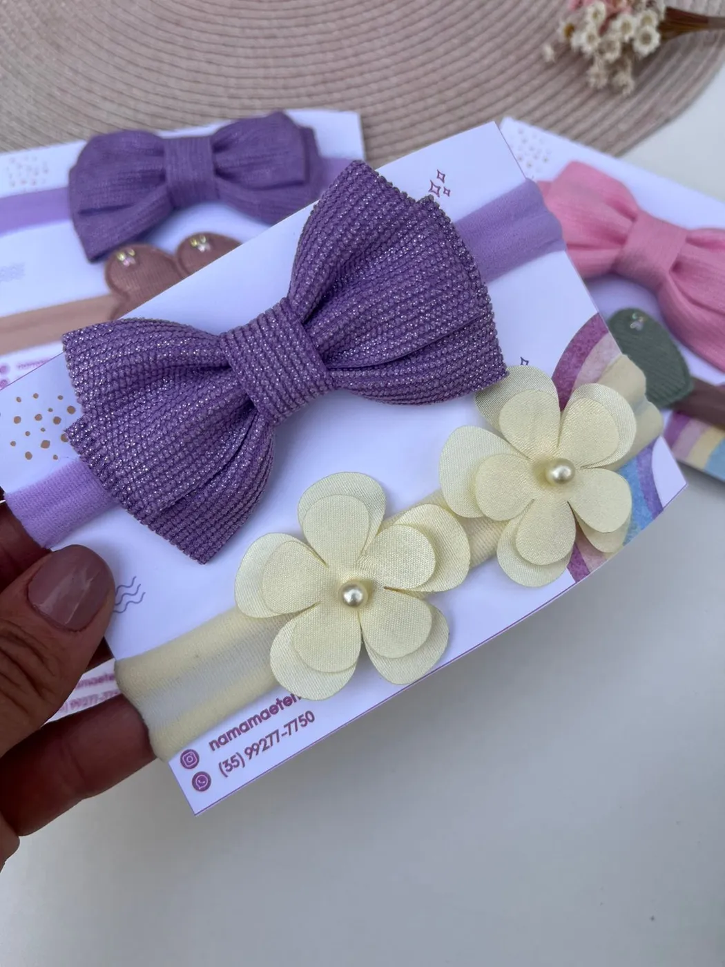 Faixinha de Bebê Laço Roxo com Flores Amarelas