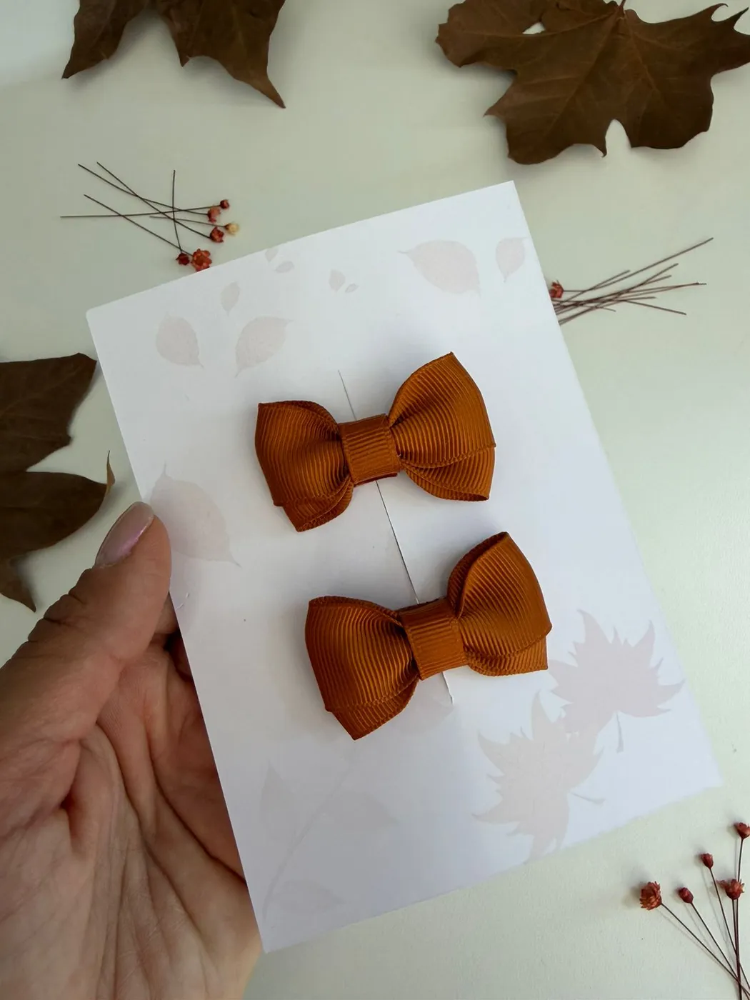 Parzinho Laço Pequeno Caramelo