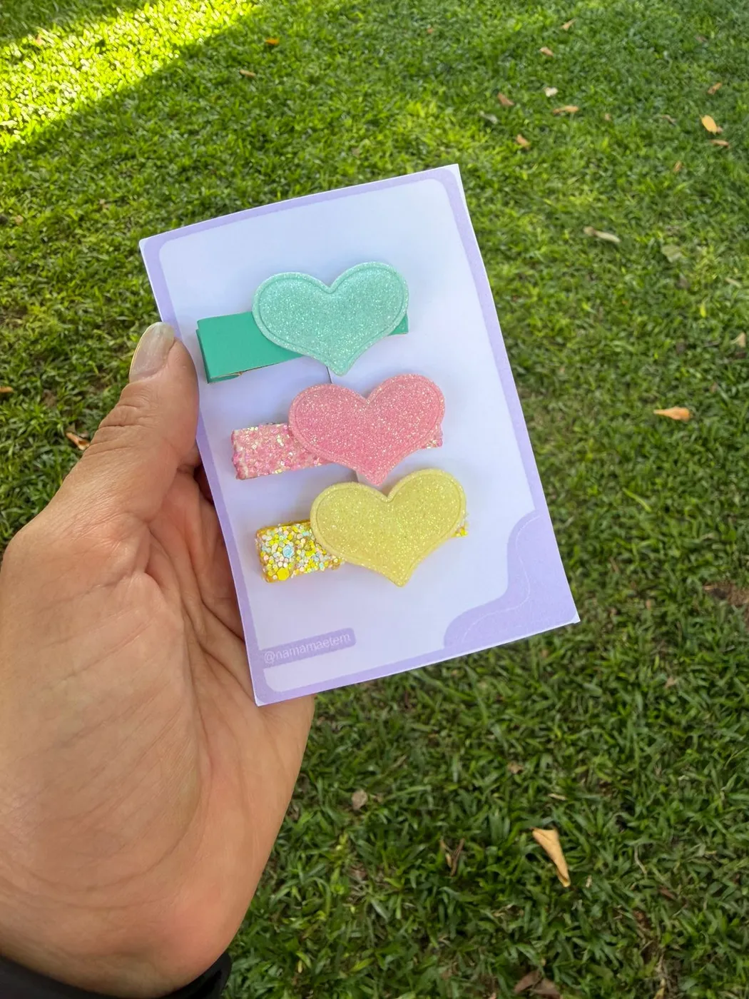 Kit Baby Clips Coração Verde Rosa e Amarelo Glitter