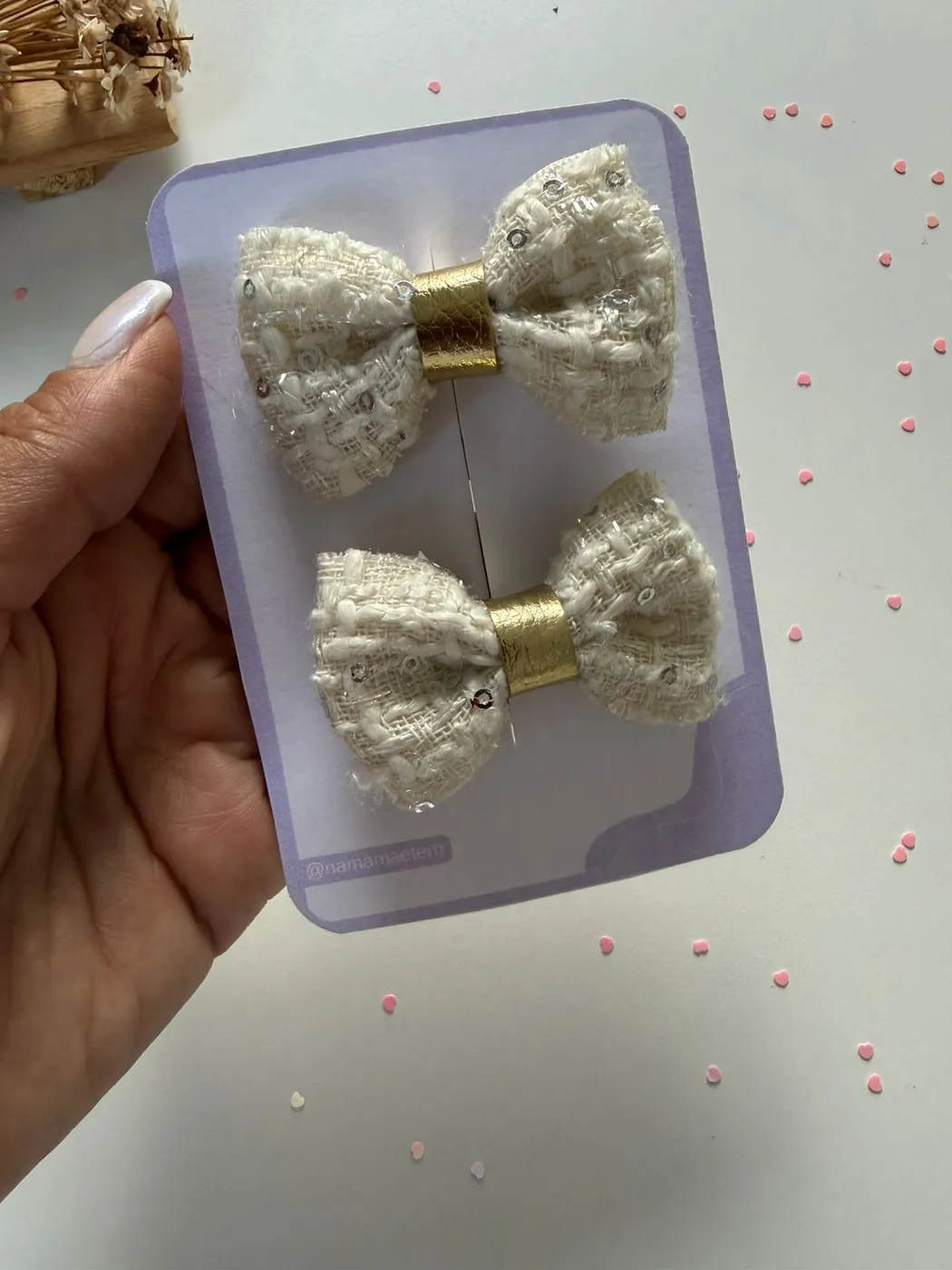Parzinho Laço Renda Bege com Dourado