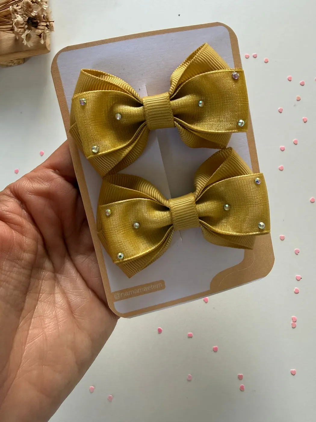 Parzinho Laço Mostarda com Strass