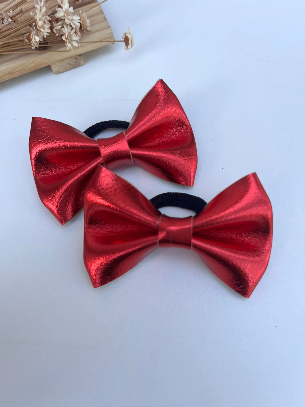 Parzinho de Xuxinha Laço Metalizado Vermelho