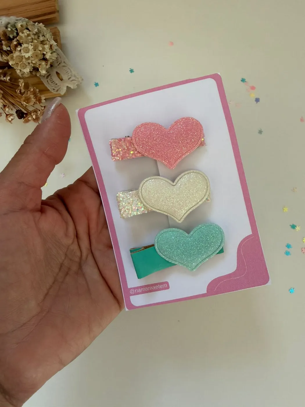 Kit Hairclips Corações Rosa, Branco e Verde